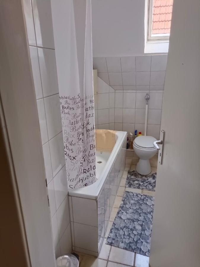Nette Kuschelige Wohnung Bochum Exterior foto